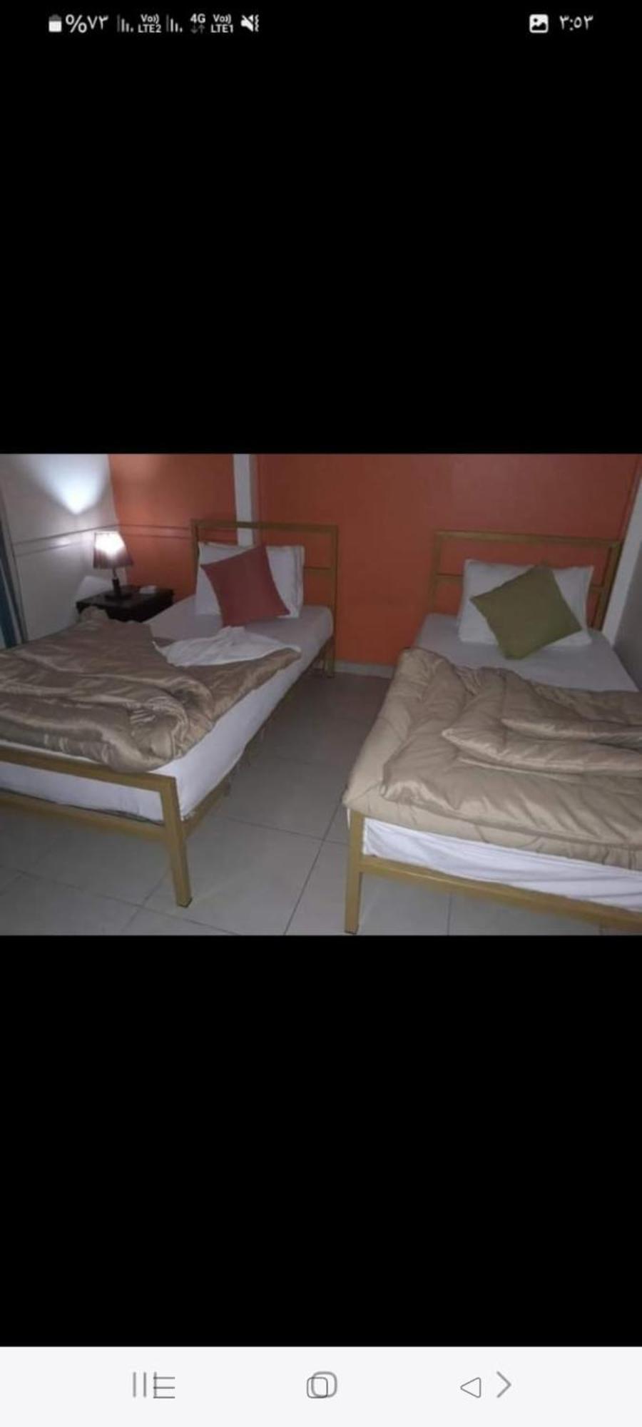 Golden Plaza Hostel *