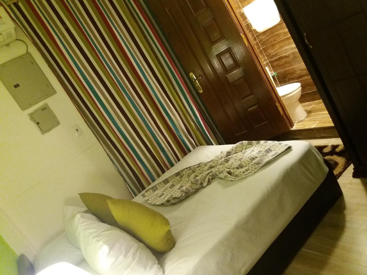 Hostel Golden Plaza