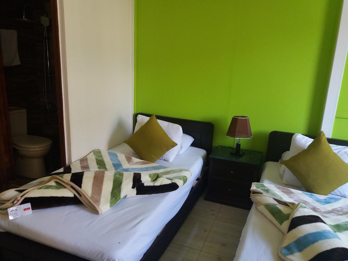 Hostel Golden Plaza